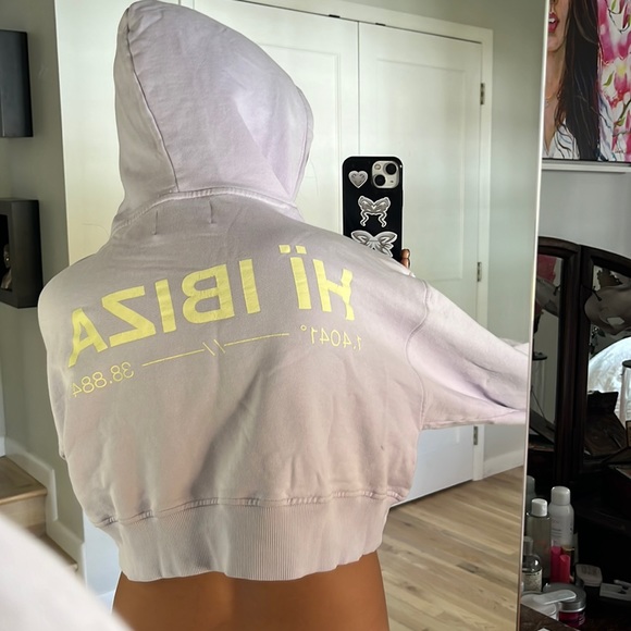Hï Ibiza cropped lilac hoodie - Picture 2 of 7